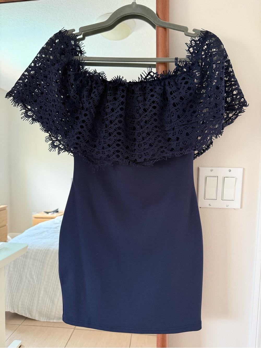 Banjul Navy Off-Shoulder Lace Cocktail Dress